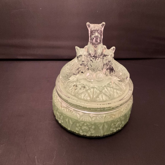 Scottie Dog Green Vanity Powder Jar by L. E. Smith Glass Company - Picture 1 of 3